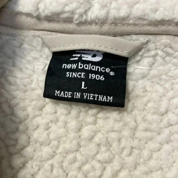 New Balance fleece quarter zip  pullover - Picture 4 of 6